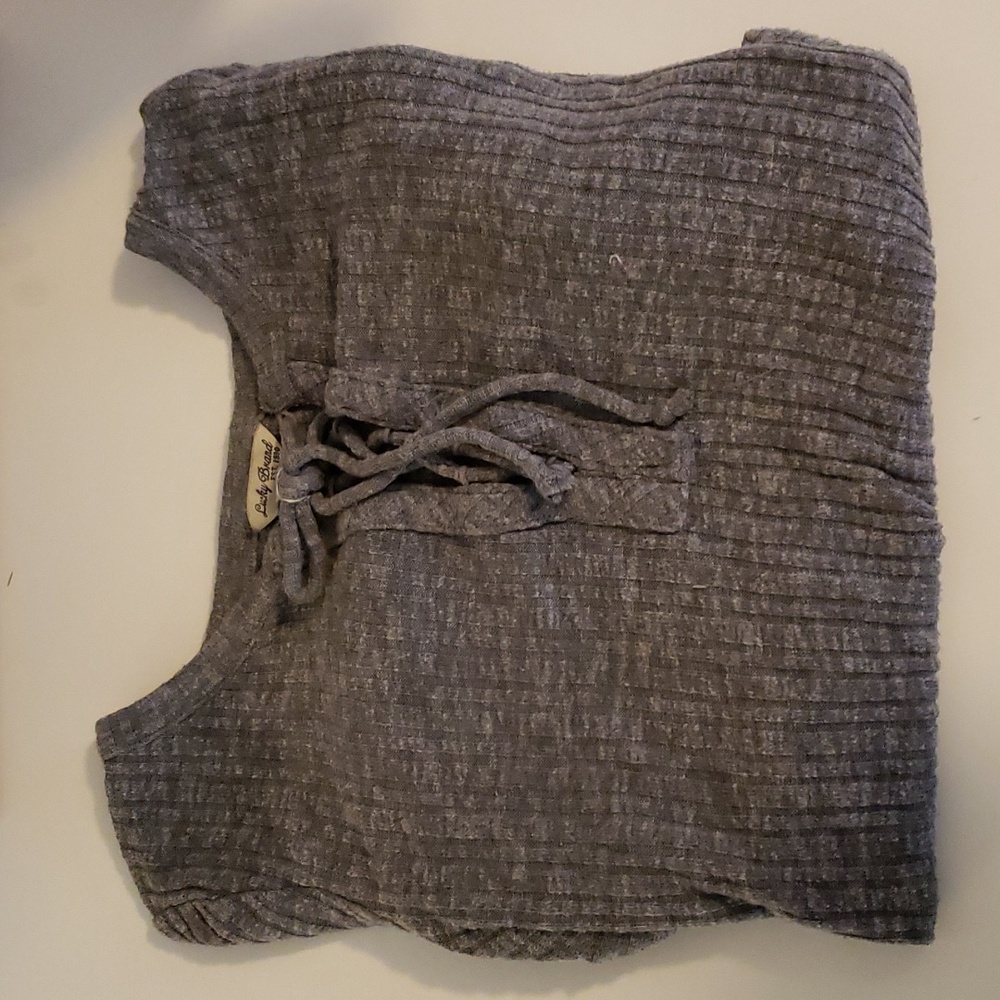 (Free with other bundle)Lucky brand comfty shirt
